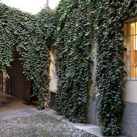 Гостевой дом Palazzo Liberati - Manu Maison 4*
