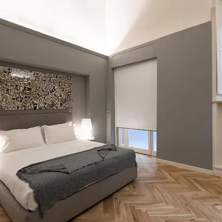 Гостевой дом Palazzo Liberati - Manu Maison 4*
